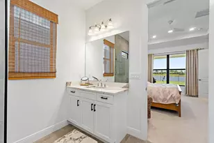 15883 Key Biscayne Ln, The Acreage, FL 33470 - Photo 24