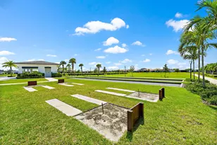 15883 Key Biscayne Ln, The Acreage, FL 33470 - Photo 44