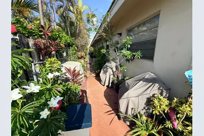 4649 Bougainvilla Drive, Lauderdale by the Sea, FL 33308 - Photo 12