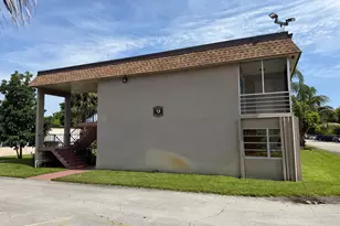 500 Bonnie Blvd, Palm Springs, FL 33461 - Photo 2