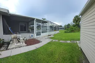 2950 SE San Jeronimo Rd, Port Saint Lucie, FL 34952 - Photo 18