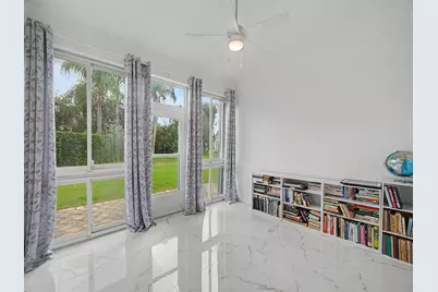 1580 SW Harbour Isles Circle, Port Saint Lucie, FL 34986 - Photo 10