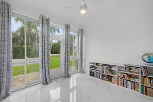 1580 SW Harbour Isles Cir, Port Saint Lucie, FL 34986 - Photo 10