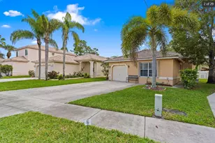 121 Prestige Dr, Royal Palm Beach, FL 33411 - Photo 2