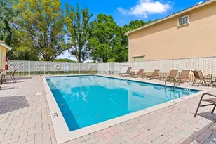 121 Prestige Dr, Royal Palm Beach, FL 33411 - Photo 24