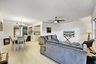 1056 Cambridge C, Deerfield Beach, FL 33442 - Photo 6