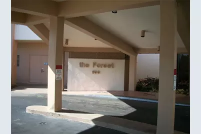 900 Saint Charles Place #311, Pembroke Pines, FL 33026 - Photo 2