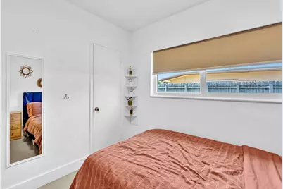 721 Fairway Drive, Plantation, FL 33317 - Photo 10
