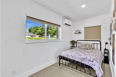 721 Fairway Drive, Plantation, FL 33317 - Photo 42