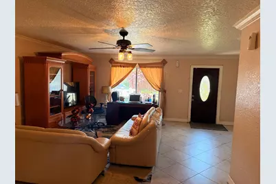 6082 Wauconda Way E, Lake Worth, FL 33463 - Photo 2