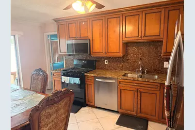 6082 Wauconda Way E, Lake Worth, FL 33463 - Photo 6