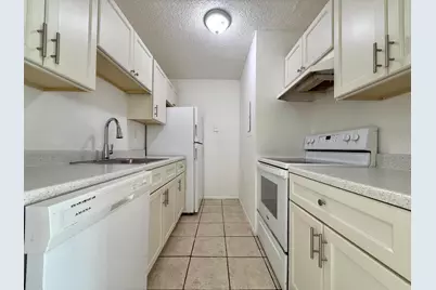 1239 N Benoist Farms Road #110, West Palm Beach, FL 33411 - Photo 2