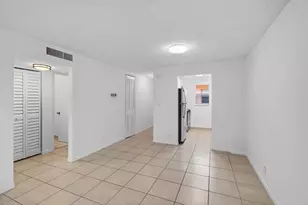 450 SW 2nd Ave, Boca Raton, FL 33432 - Photo 10
