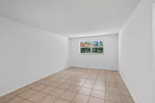 450 SW 2nd Ave, Boca Raton, FL 33432 - Photo 8