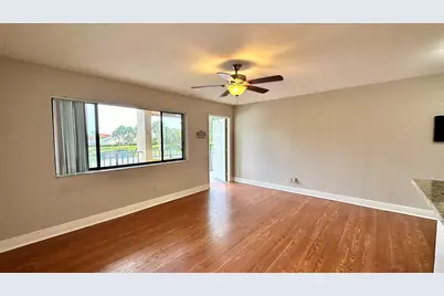 1632 Meadows Circle W, Boynton Beach, FL 33436 - Photo 8