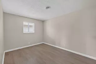 2961 NE 7th Ave, Pompano Beach, FL 33064 - Photo 8