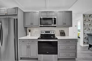 251 NE 17th St, Delray Beach, FL 33444 - Photo 6
