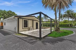 10831 SW 51st Ct, Davie, FL 33328 - Photo 58