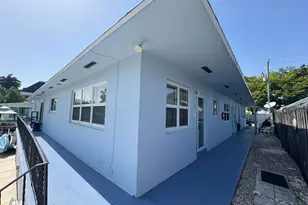 1425 NW 10th St, Dania Beach, FL 33004 - Photo 2