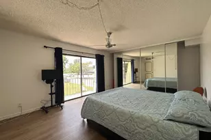 17 Lake Arbor Dr, Palm Springs, FL 33461 - Photo 20
