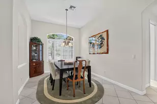 9574 Lantern Bay Cir, West Palm Beach, FL 33411 - Photo 8