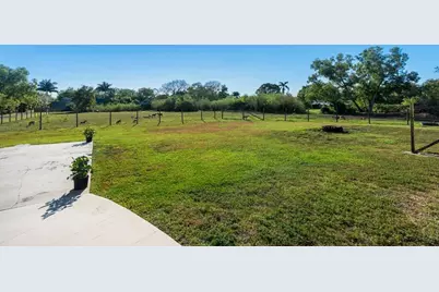 5400 SW 162nd Avenue, Southwest Ranches, FL 33331 - Photo 14