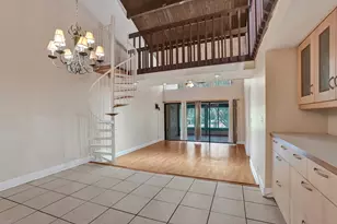 3810 NW 77th Ave, Davie, FL 33024 - Photo 12