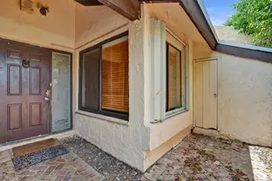 3810 NW 77th Ave, Davie, FL 33024 - Photo 4