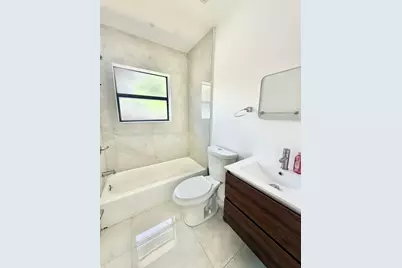 245 NE 1st Terrace #245, Dania Beach, FL 33004 - Photo 12