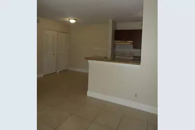 10773 Cleary Boulevard #110, Plantation, FL 33324 - Photo 4