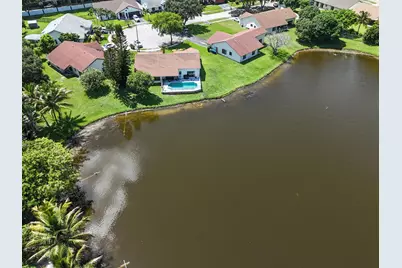 2661 Forest Drive, Miramar, FL 33025 - Photo 8