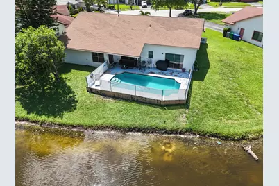 2661 Forest Drive, Miramar, FL 33025 - Photo 6