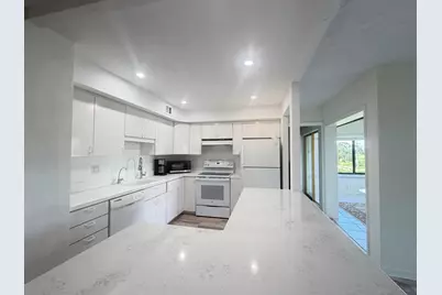 1800 SE Saint Lucie Boulevard #9-305, Stuart, FL 34996 - Photo 18