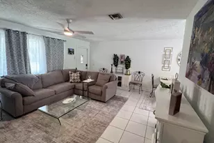 13 SW 13th St, Deerfield Beach, FL 33441 - Photo 10