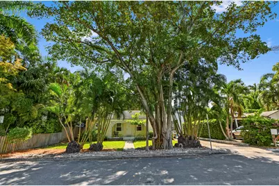 53 Palm Square, Delray Beach, FL 33483 - Photo 4