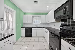 53 Palm Square, Delray Beach, FL 33483 - Photo 22