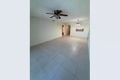 5515 N Lakewood Circle N #124, Margate, FL 33063 - Photo 4