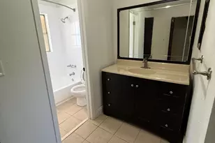5515 N Lakewood Circle N, Margate, FL 33063 - Photo 6