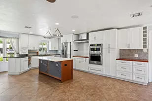 1 Windsor Rd W, Jupiter, FL 33469 - Photo 2