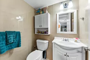 8410 W Sample Rd, Coral Springs, FL 33065 - Photo 16