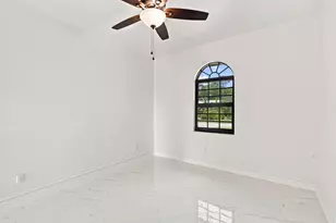 2356 30th Ave SW, Vero Beach, FL 32968 - Photo 18