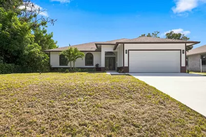 2356 30th Avenue SW, Vero Beach, FL 32968 - Photo 2