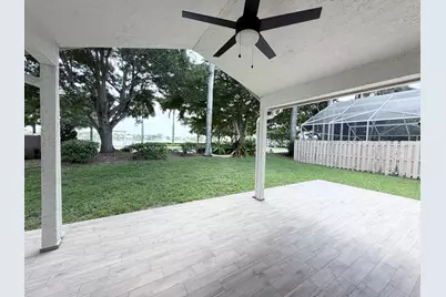 1975 Oak Berry Circle, Wellington, FL 33414 - Photo 18