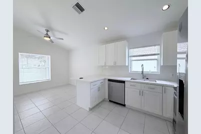 1975 Oak Berry Circle, Wellington, FL 33414 - Photo 8