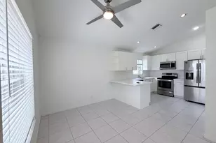 1975 Oak Berry Cir, Wellington, FL 33414 - Photo 10