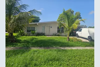 6134 Hogan Creek Road, Margate, FL 33063 - Photo 2