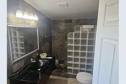 6134 Hogan Creek Road, Margate, FL 33063 - Photo 10