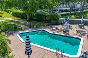 207 Tropic Isle Dr, Delray Beach, FL 33483 - Photo 2
