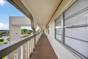 2903 Victoria Cir, Coconut Creek, FL 33066 - Photo 12