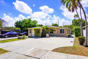 1314 S 20th Ave, Hollywood, FL 33020 - Photo 1